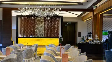 GLAMOUR RESORT & SPA