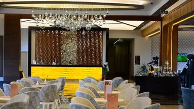 GLAMOUR RESORT & SPA