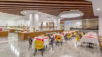 GLAMOUR RESORT & SPA