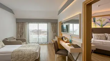 GLAMOUR RESORT & SPA
