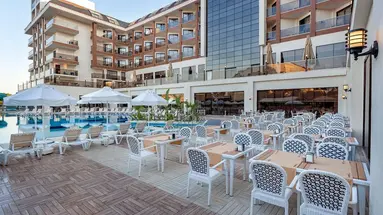 GLAMOUR RESORT & SPA