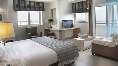 GLAROS HOTEL