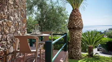 Glavas Inn Hotel