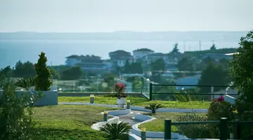 Glavas Inn Hotel