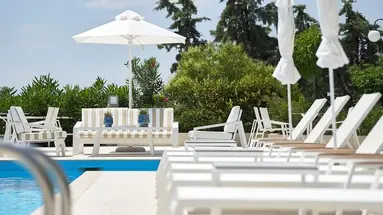Glavas Inn