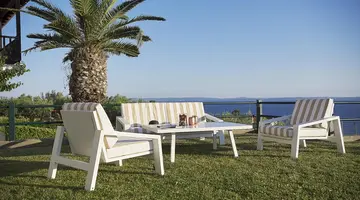 Glavas Inn
