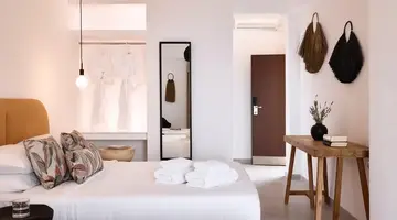 Glavas Inn