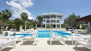 Glavas Inn