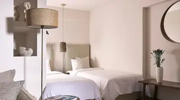 Glavas Inn