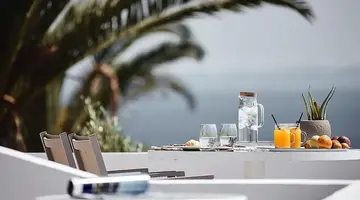 Glavas Inn