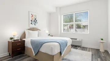 Global Luxury Suites at The Apex