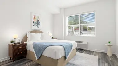 Global Luxury Suites at The Apex