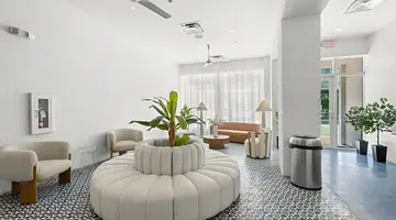 Global Luxury Suites at The Apex