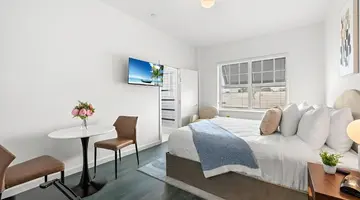 Global Luxury Suites at The Apex