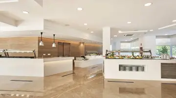 Globales Cala Bona Suites
