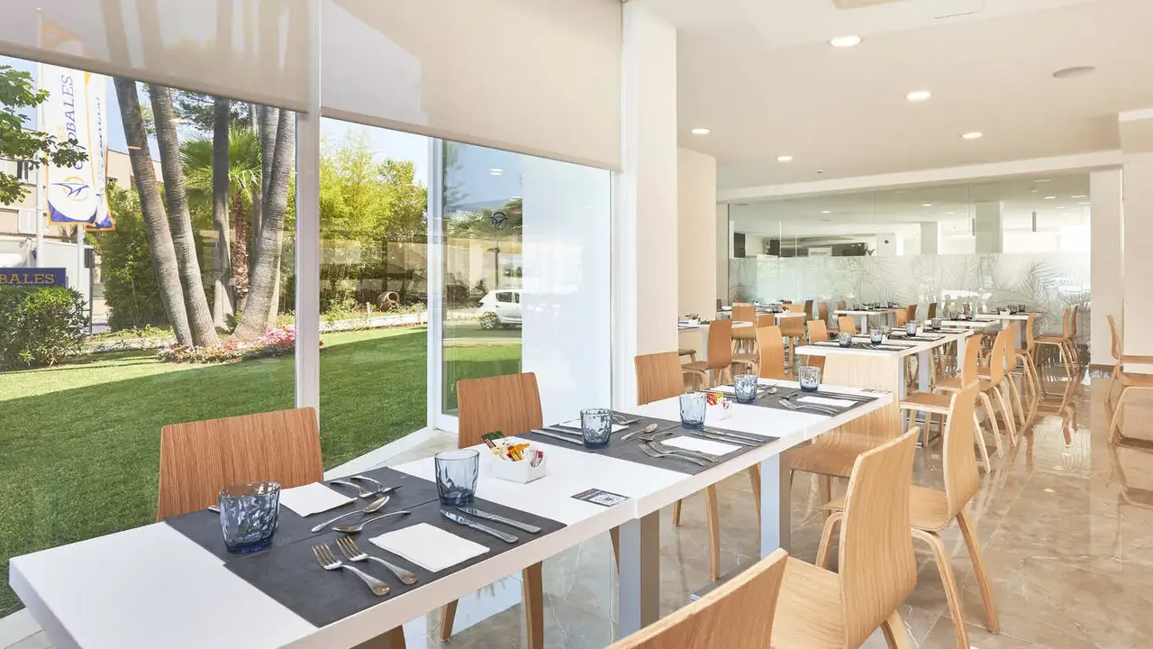 Globales Cala Bona Suites