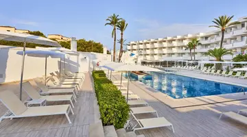 Globales Cala Bona Suites