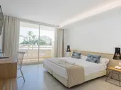 Globales Cala Bona Suites