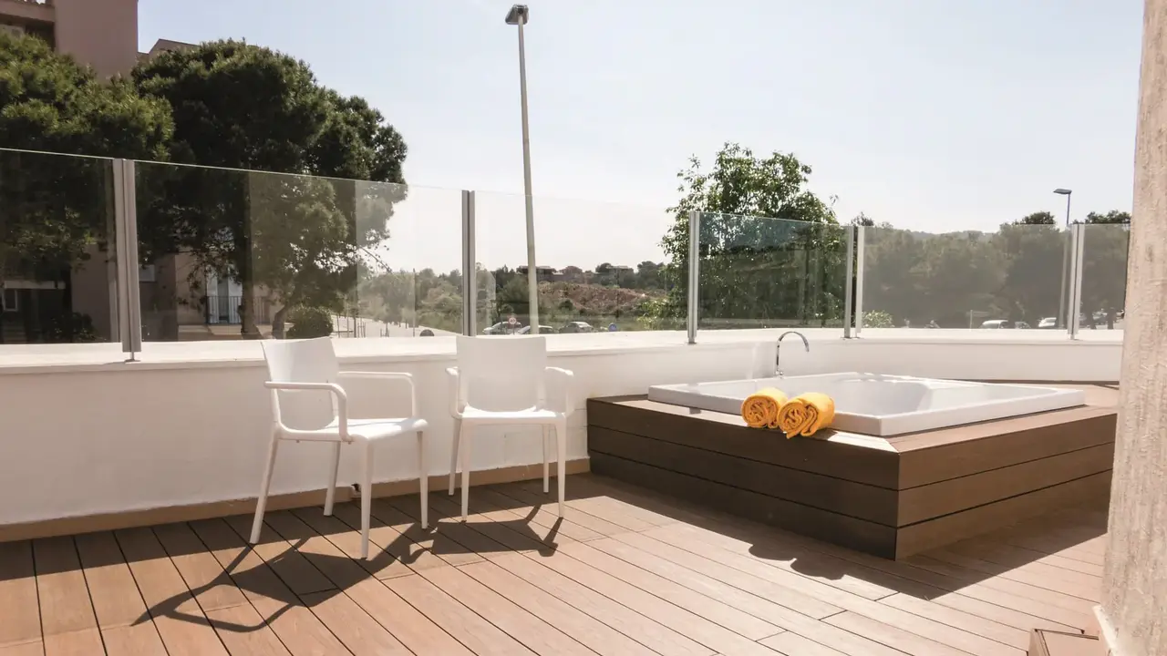 Globales Cala Bona Suites