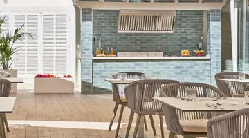 Globales Cala Bona Suites