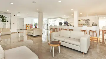Globales Cala Bona Suites