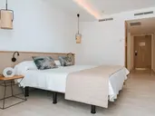 Globales Cala Bona Suites