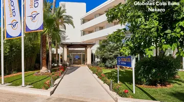 Globales Cala Bona Suites