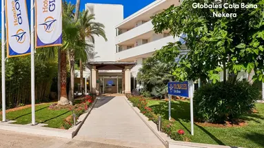 Globales Cala Bona Suites
