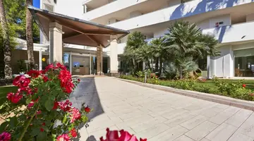 Globales Cala Bona Suites