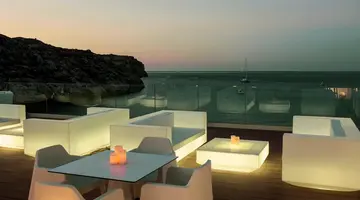 Globales Don Pedro - Adults Only