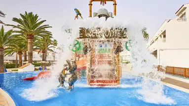 Globales los Delfines