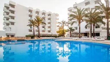 GLOBALES MAIORIS HOTEL