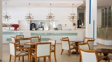 GLOBALES MAIORIS HOTEL