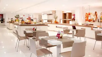 GLOBALES PANAMA (ADULTS ONLY 16+)
