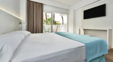 Globales Panamá Adults only