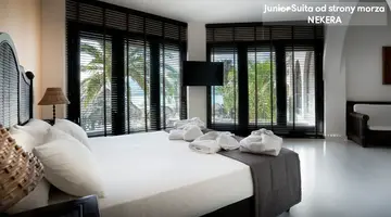 Gloria Maris Hotel Suites