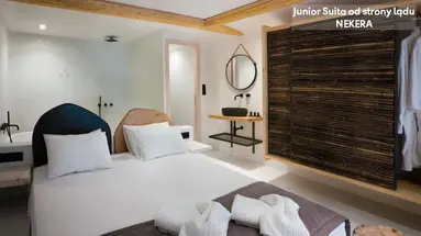 Gloria Maris Hotel Suites