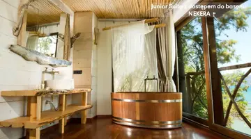 Gloria Maris Hotel Suites