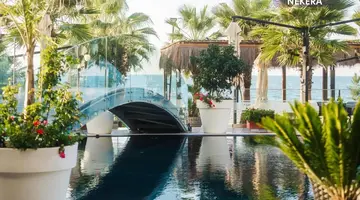 Gloria Palace