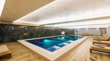 Gloria Palace