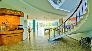 Gloria