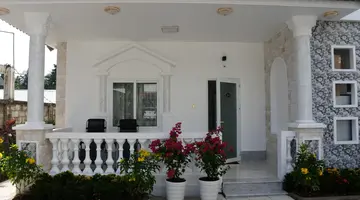 GODIVA VILLA