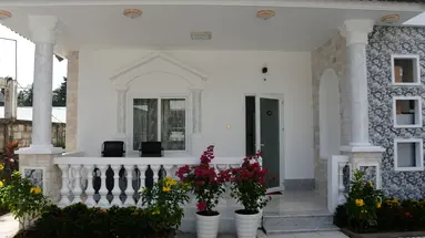 GODIVA VILLA