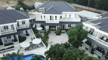 GODIVA VILLA