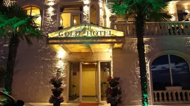 Gold Hotel