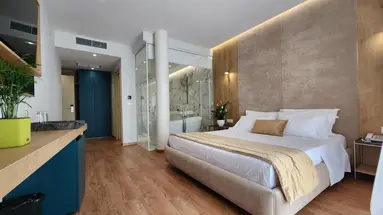 Gold Hotel