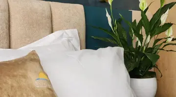 GOLD HOTEL
