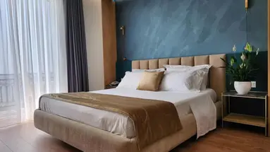 Gold Hotel