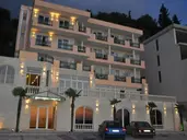 GOLD HOTEL