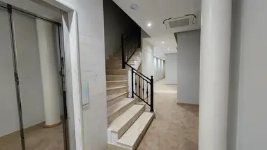Gold Hotel